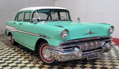 1957 Pontiac Super cheif IN AUCTION AT LLOYDS Sedan for sale in Carrara